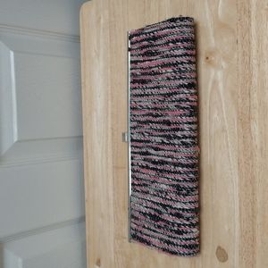 Glenda Goes Black, pink and white clutch